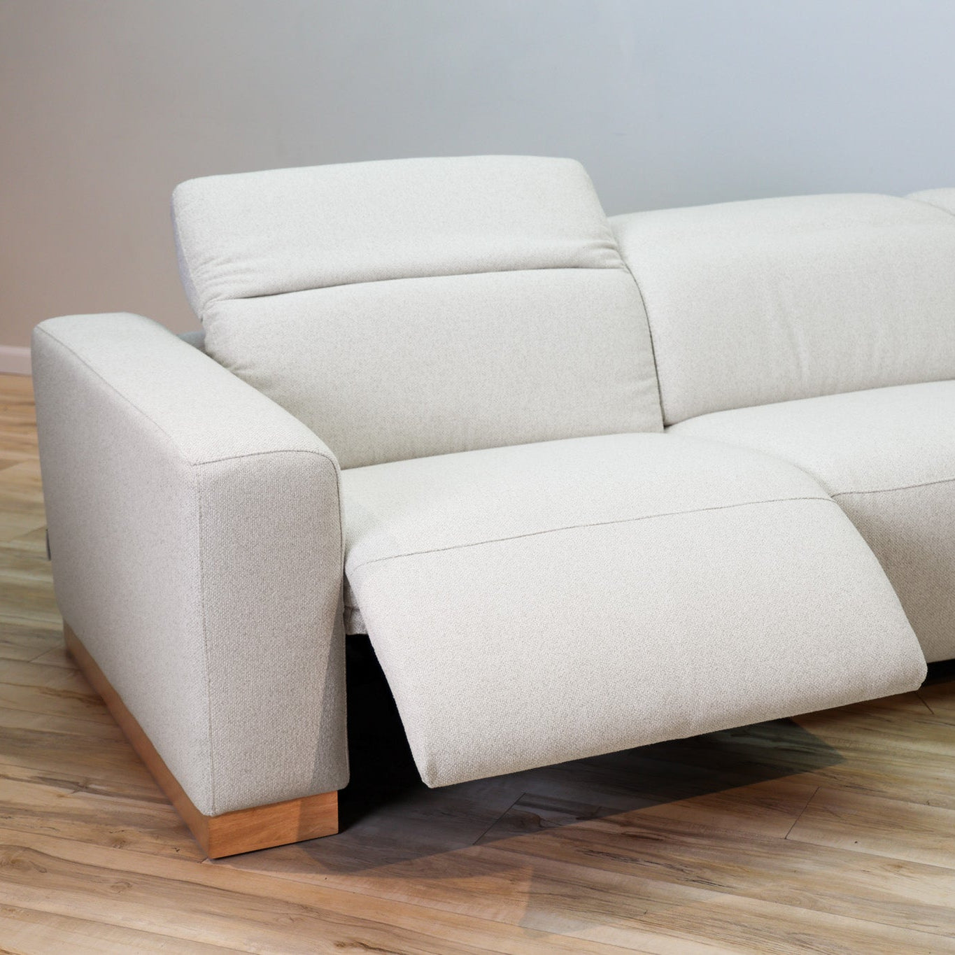 Voss Performance Fabric Power Reclining Sectional