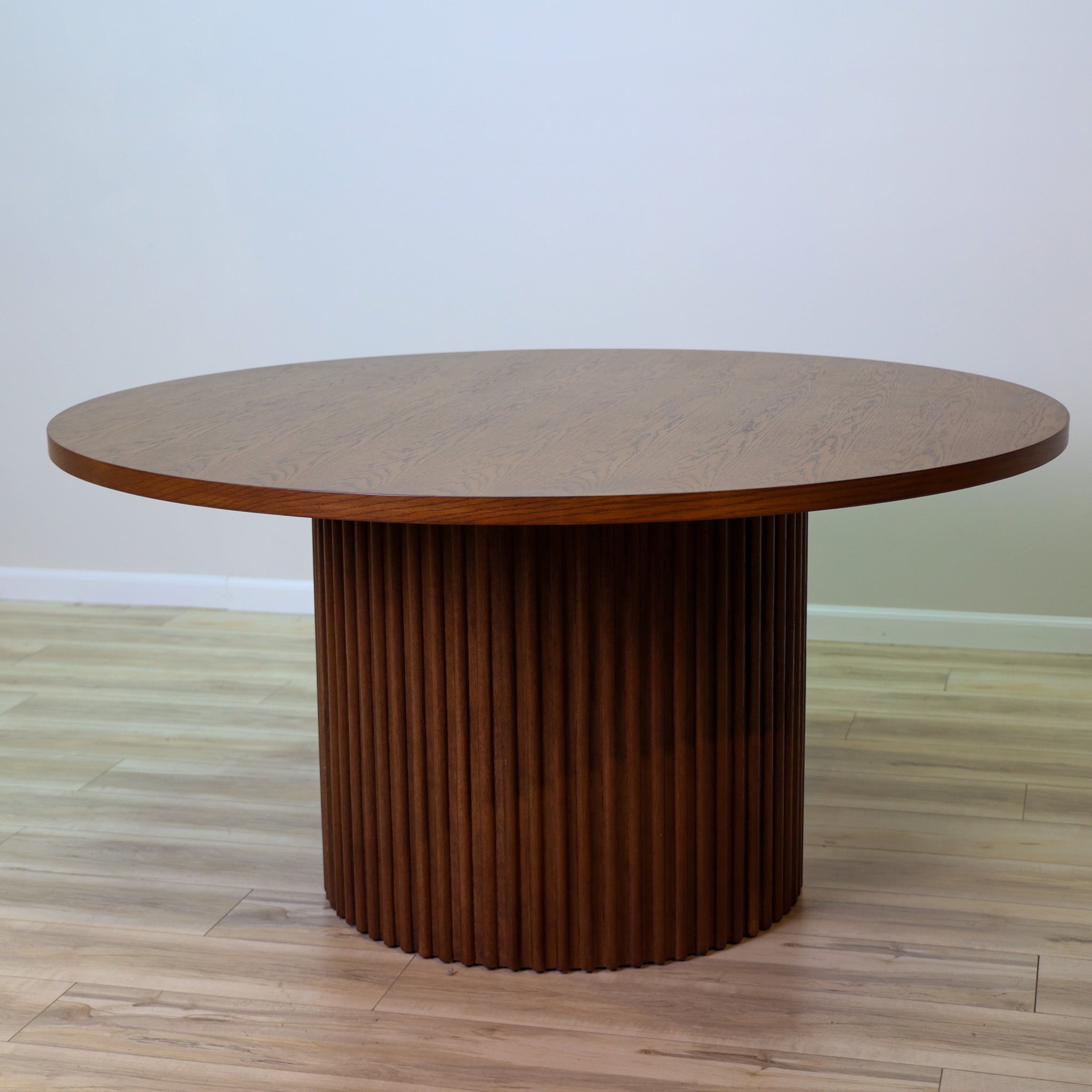 Turner 60" Round Dining Table