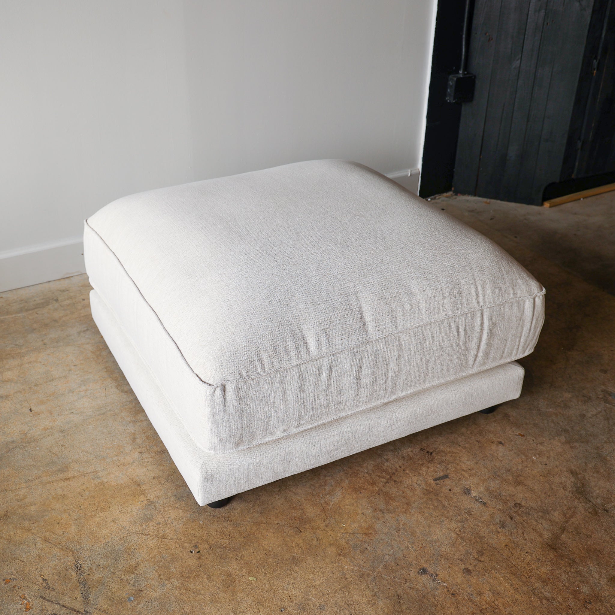 Evans Crypton Ottoman