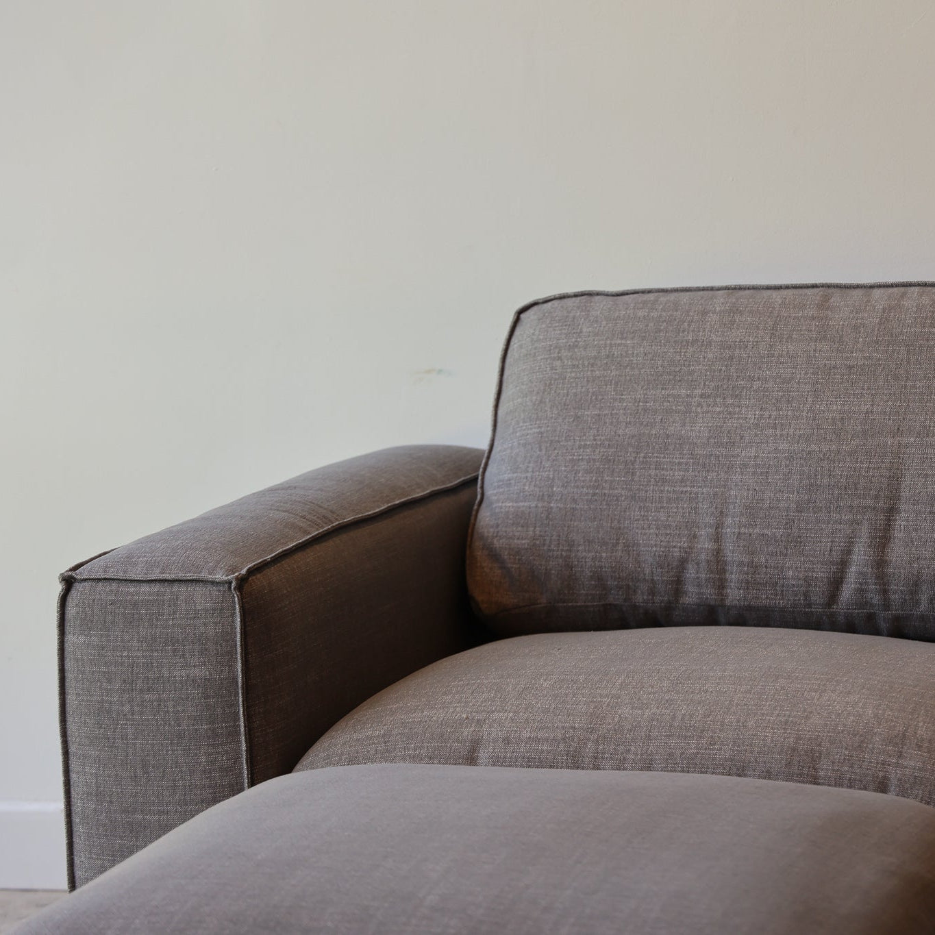 The Diaby Crypton Sectional