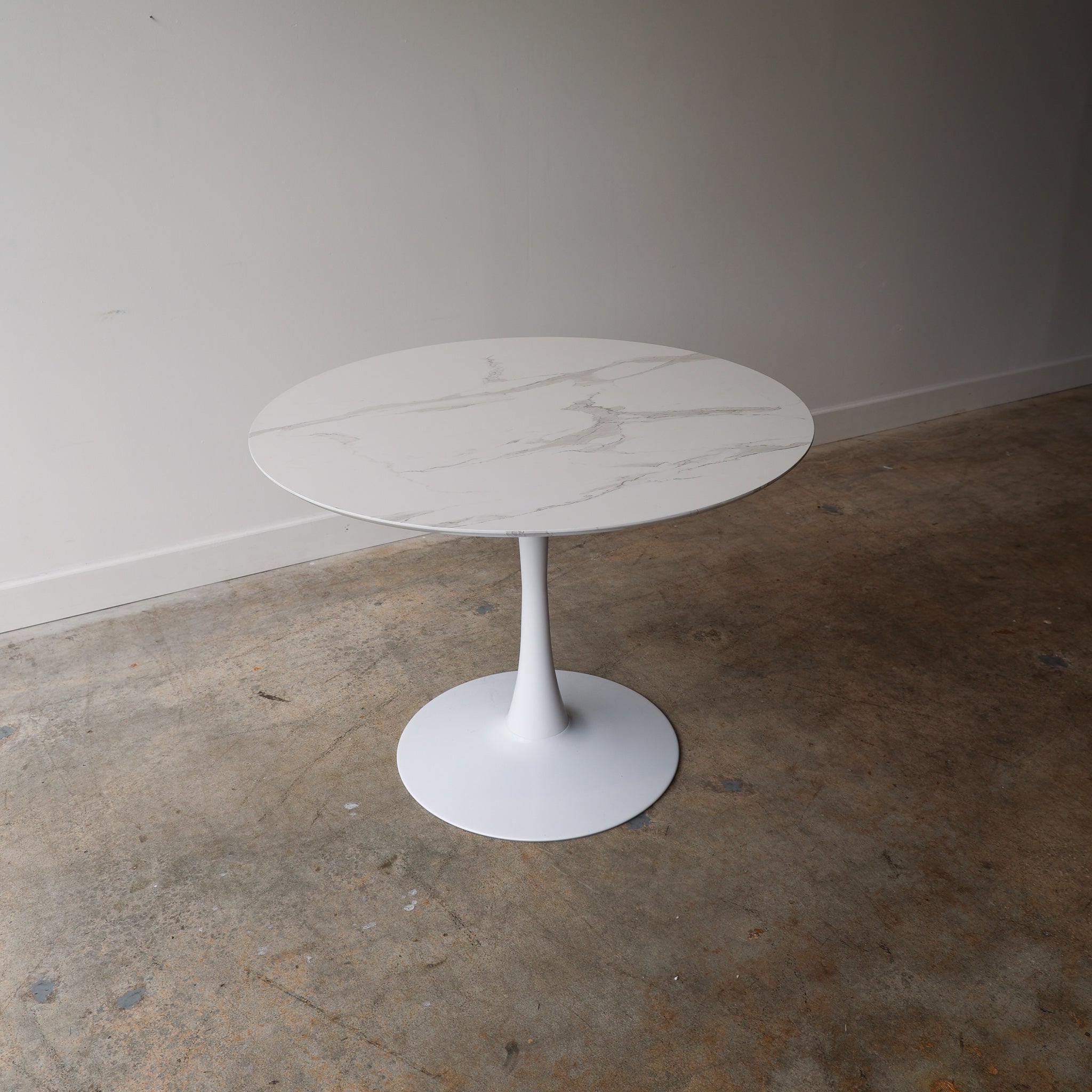 Faux Marble Round Dining Table 40