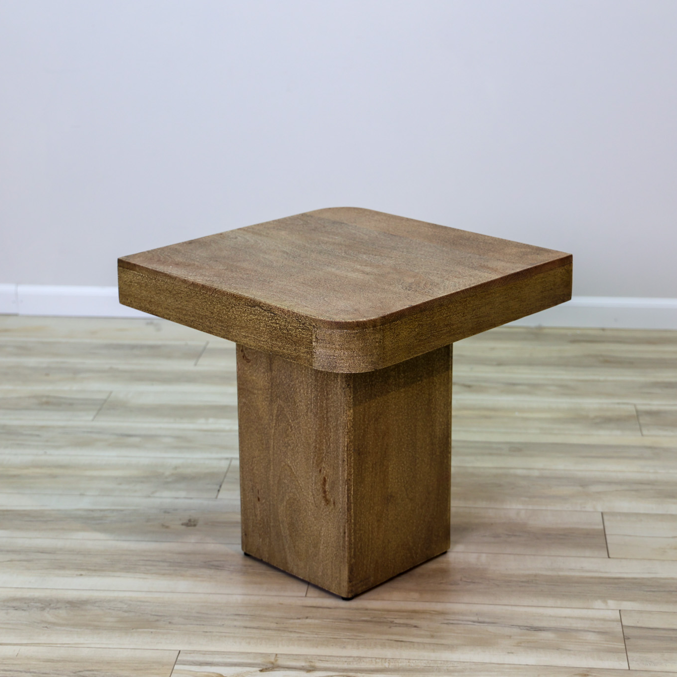 Augustine Accent Table