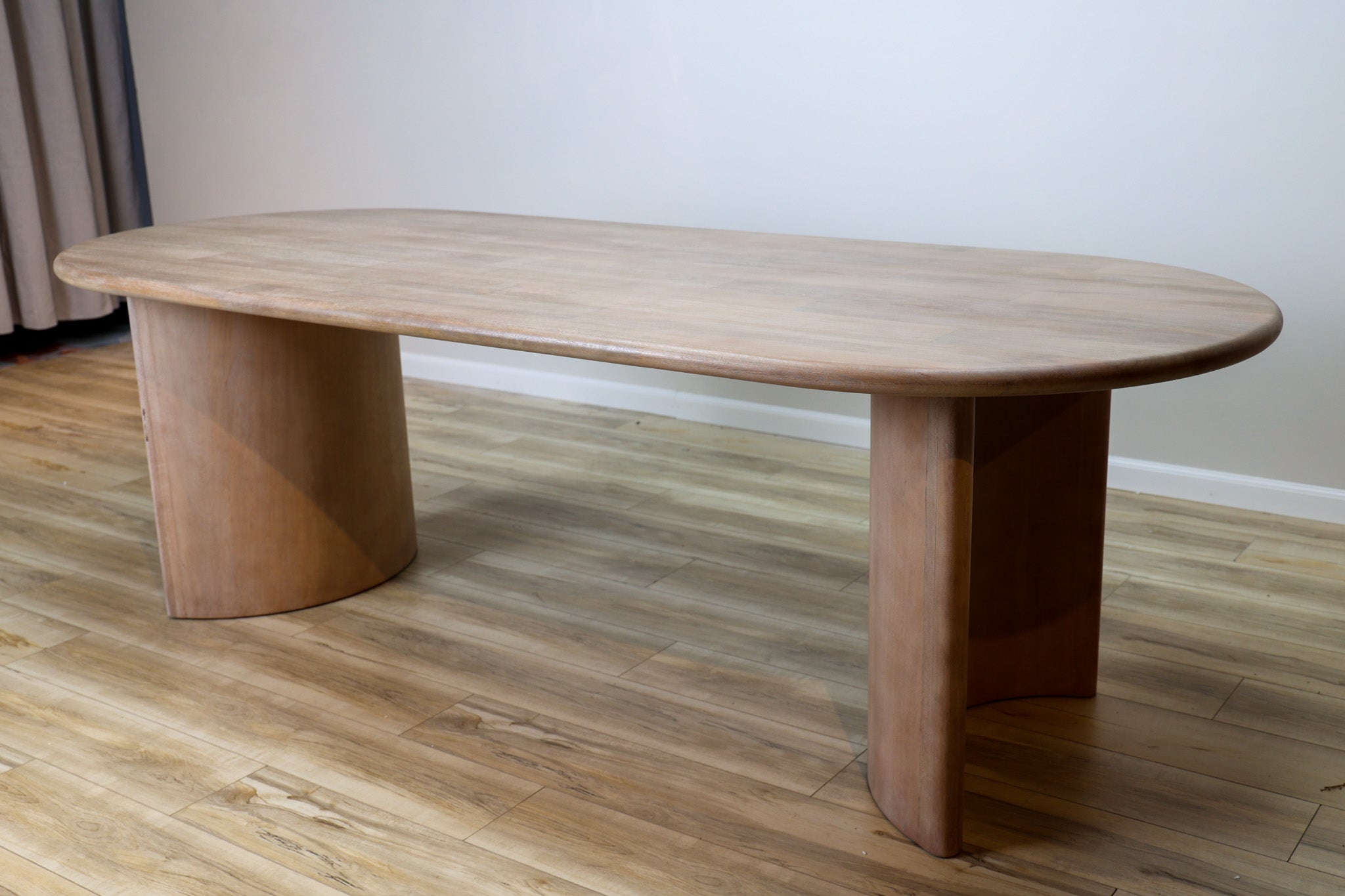 Palmira Dining Table