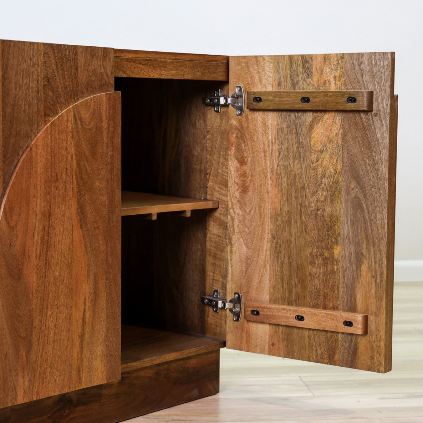 Reed Cabinet