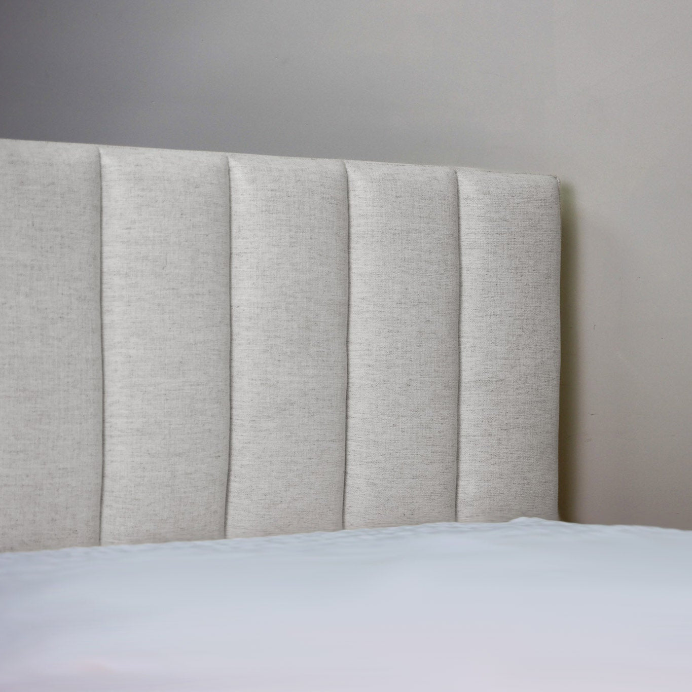 Rosa Crypton Fabric Bed