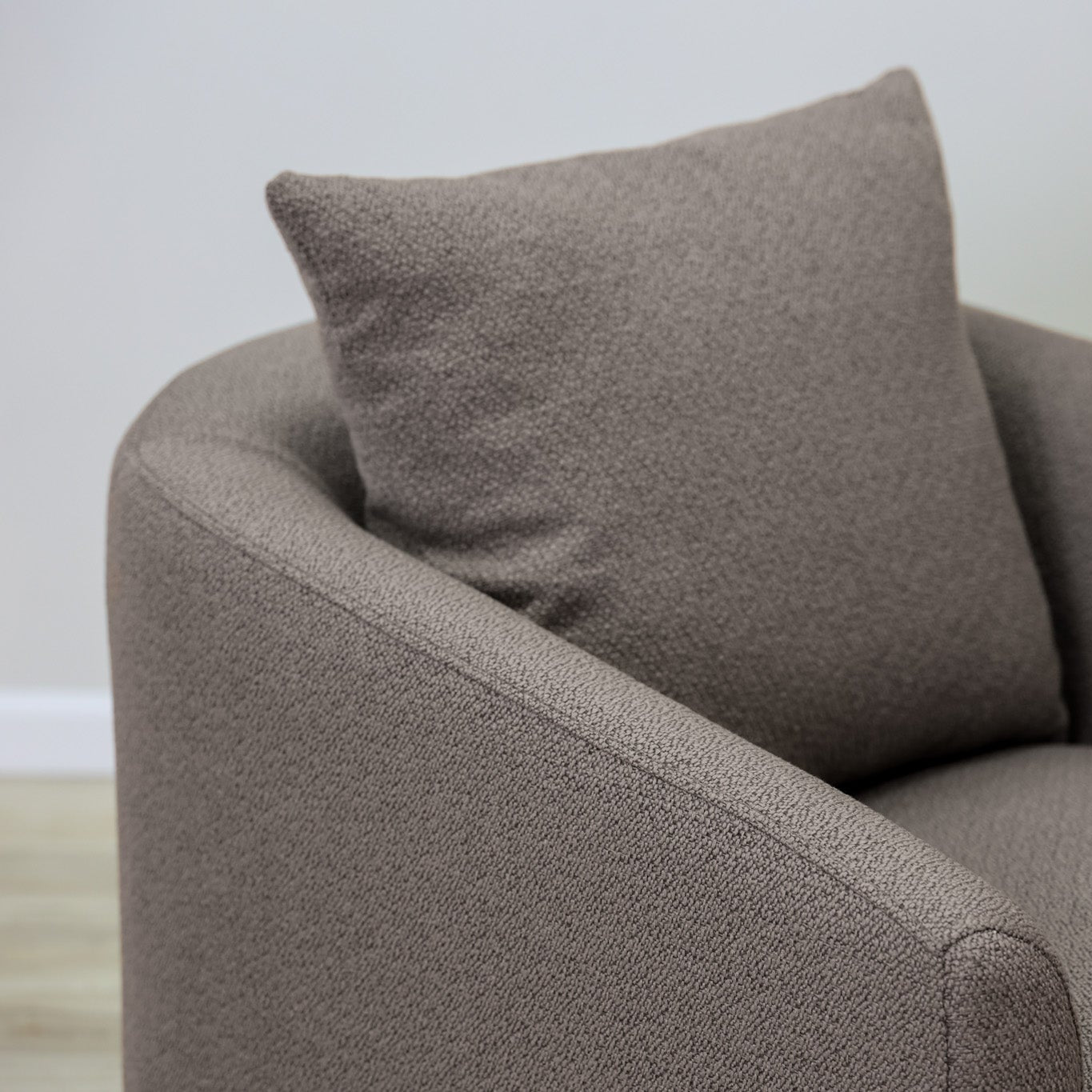 Frida Swivel Accent Chair