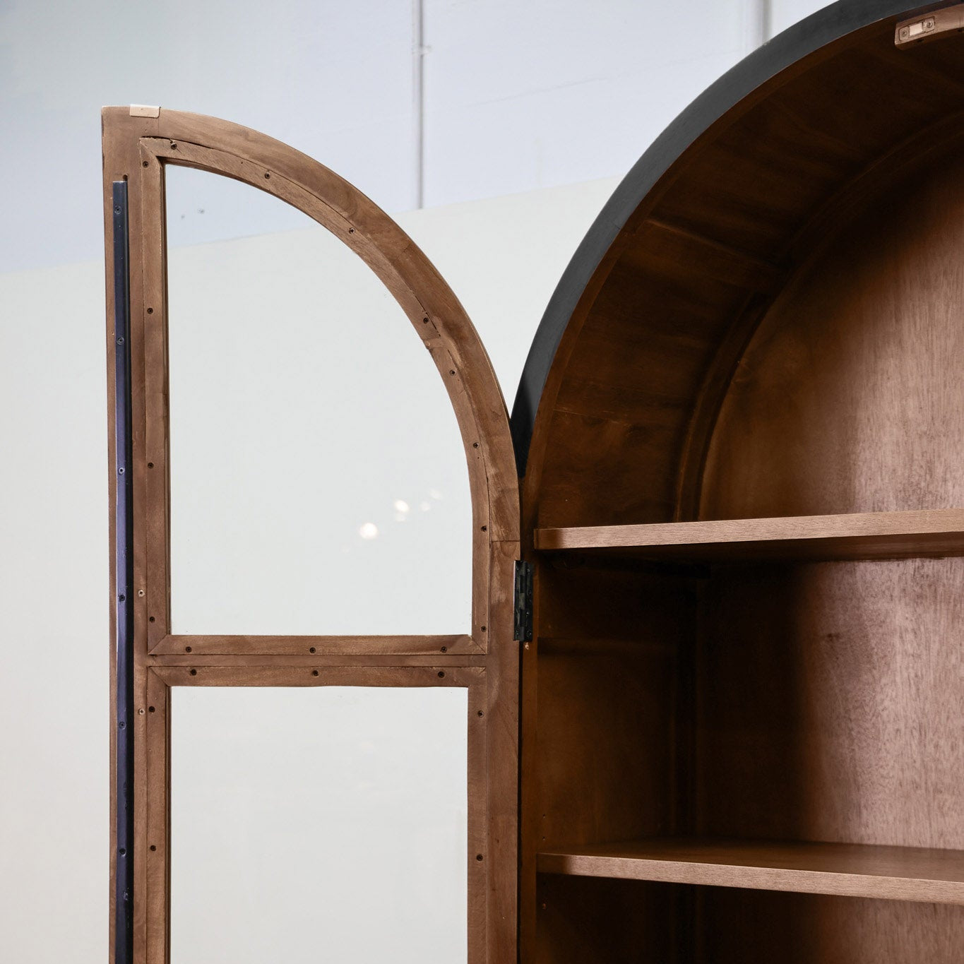 Theodore Cabinet