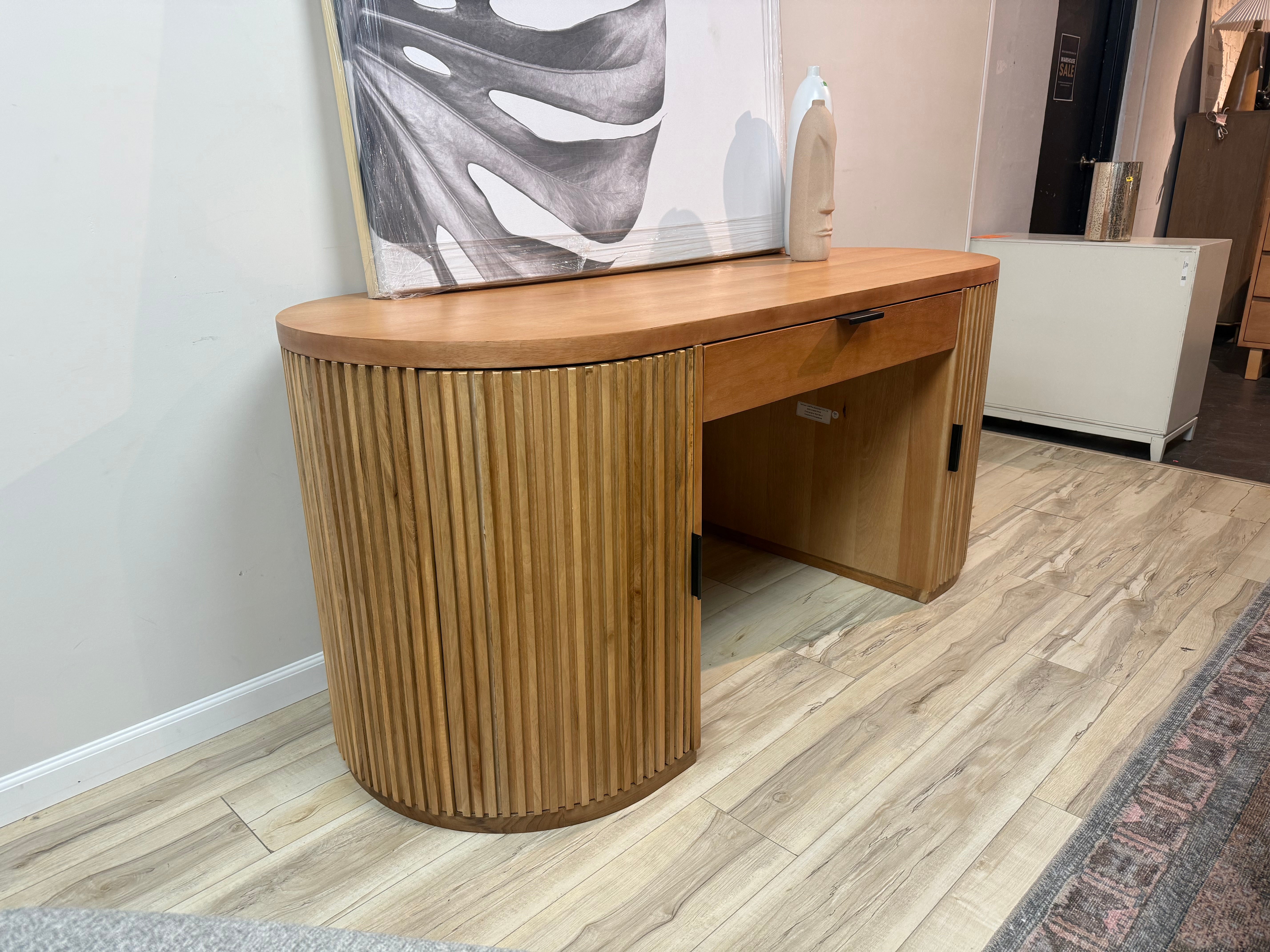 Auction Flow Natural Desk (scratch & dent)