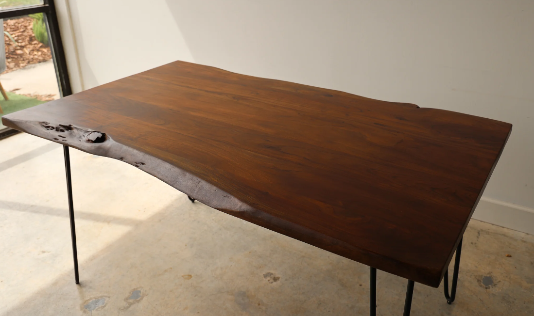 Story Steal 9/6: Dining Table