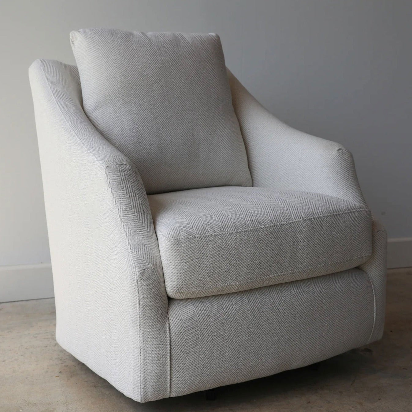 Pre Sale Simply White Swivel Chair (March)